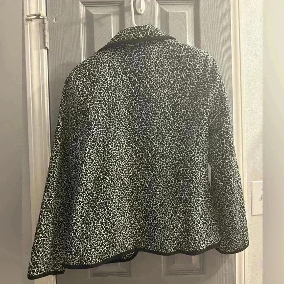 R•Q•T black & white zippered quilted lightweight lined jacket women’s size Med - Picture 7 of 9